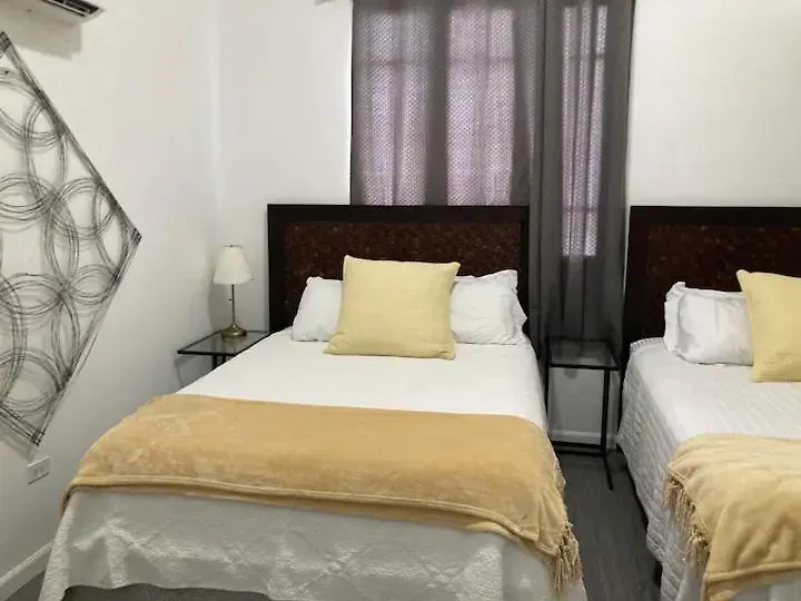 別荘 サンジョアン Casa Blanca In The Heart Of Miramarヴィラ プエルトリコ