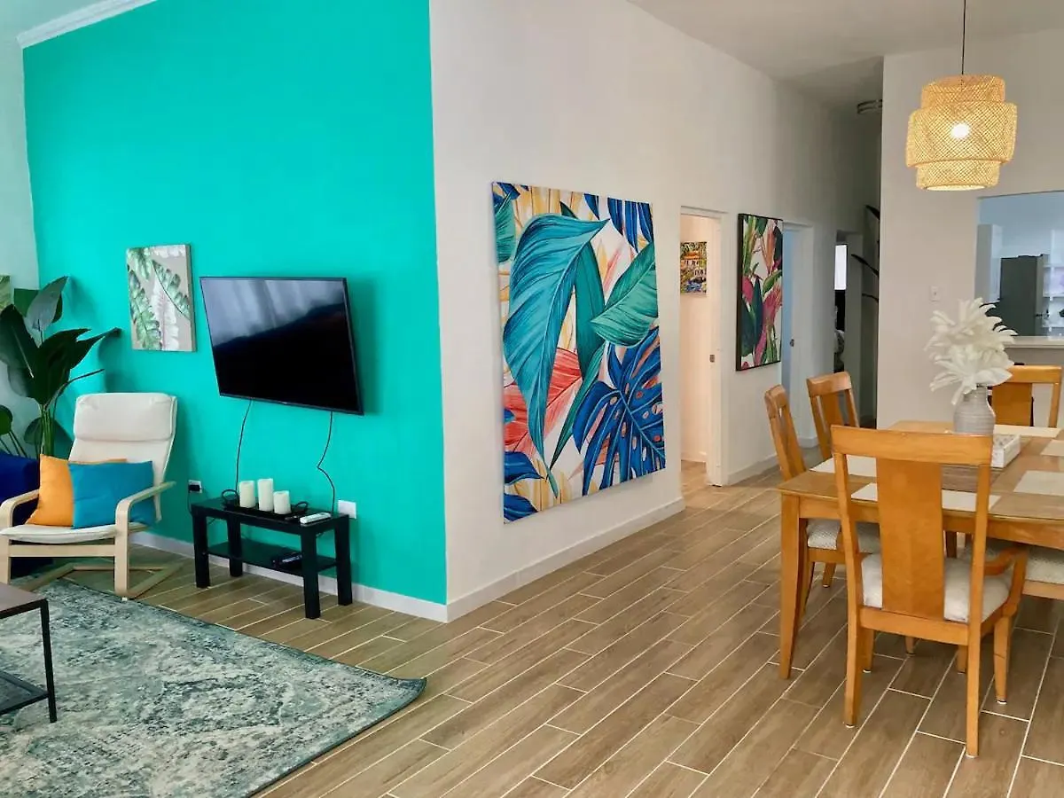 サンジョアン Casa Blanca In The Heart Of Miramarヴィラ 0*,  プエルトリコ